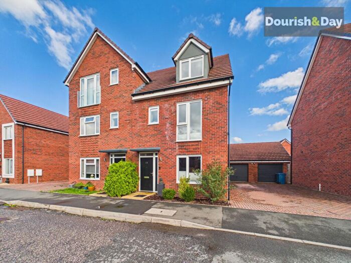 4 Bedroom Semi-Detached House For Sale In Anemone Avenue, Stafford, ST17