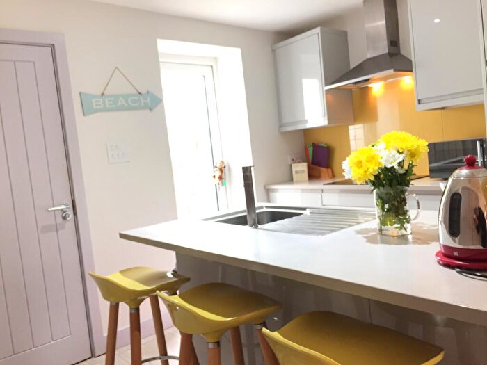 3 Bedroom Cottage To Rent In Shaftesbury Cottages, Plymouth, PL4