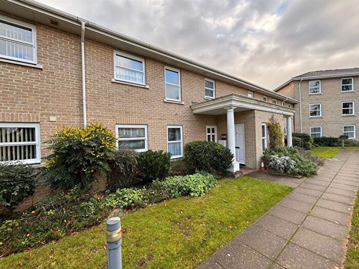 2 Bedroom Flat For Sale In Coddenham Road, Needham Market, IP6