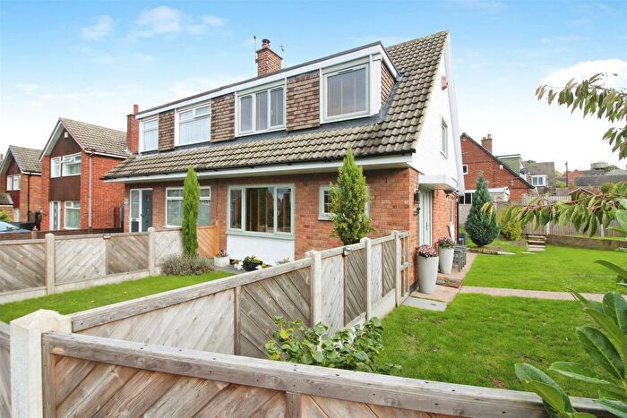 3 Bedroom Semi-Detached House For Sale In Ledston Avenue, Garforth, Leeds, LS25