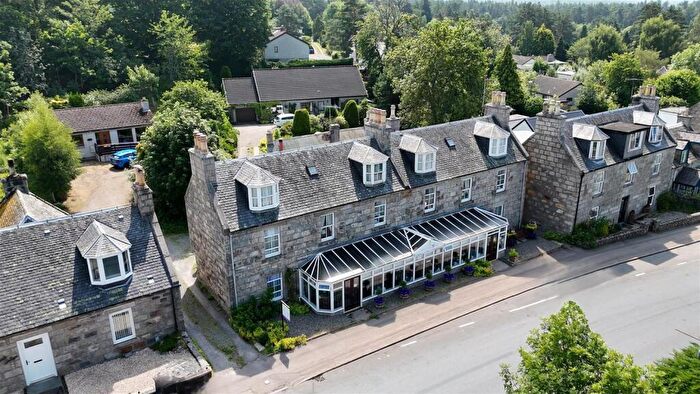 10 Bedroom House For Sale In Willowbank Guest House And Willowbank Bothy, Highland, PH26