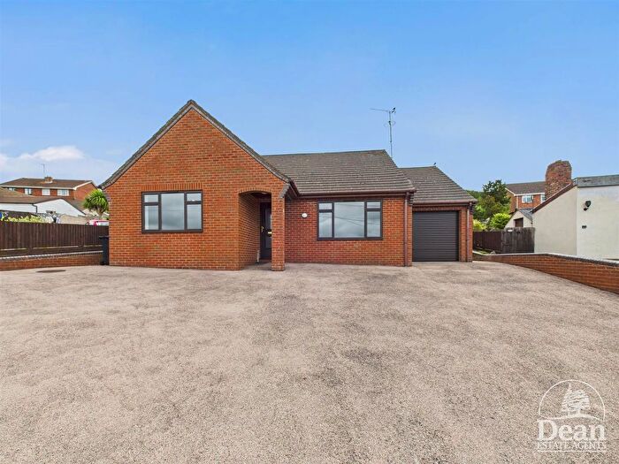 2 Bedroom Bungalow For Sale In Ruspidge Road, Cinderford, GL14