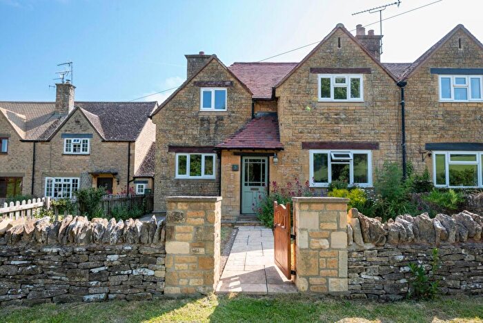 3 Bedroom Semi-Detached House For Sale In Broad Campden, Chipping Campden, GL55