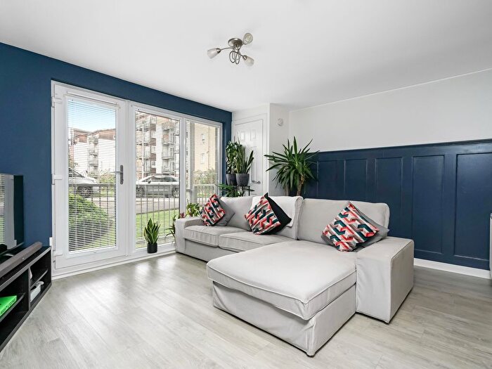 1 Bedroom Flat For Sale In / Lochend Butterfly Way, Easter Road, Edinburgh, EH7