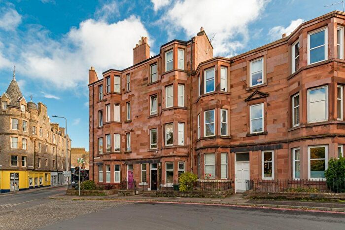 2 Bedroom Flat For Sale In Flat, Harrison Road, Edinburgh, EH11