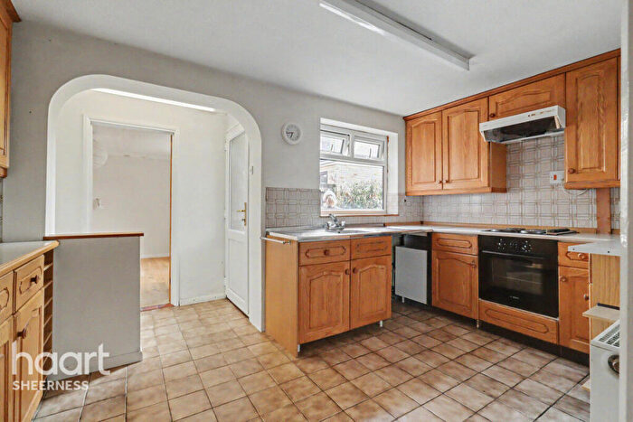 4 Bedroom Detached Bungalow For Sale In Howard Close, Sheerness, ME12