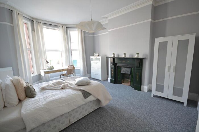 5 Bedroom Terraced House To Rent In Hillside Avenue, Plymouth, PL4