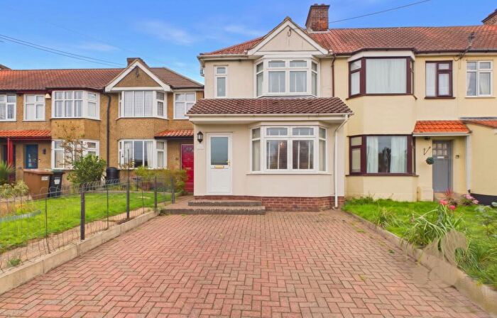 3 Bedroom End Of Terrace House For Sale In Bures Road, Great Cornard, CO10