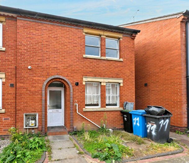 2 Bedroom End Of Terrace House For Sale In Dillwyn Street, Ipswich, Suffolk, IP1