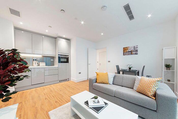 1 Bedroom Flat To Rent In West Gate, Ealing, W5