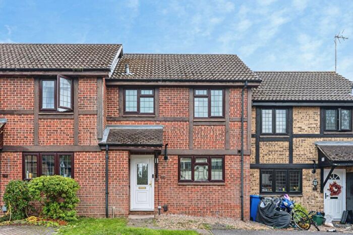 2 Bedroom Terraced House To Rent In Morley Close, Yateley, GU46