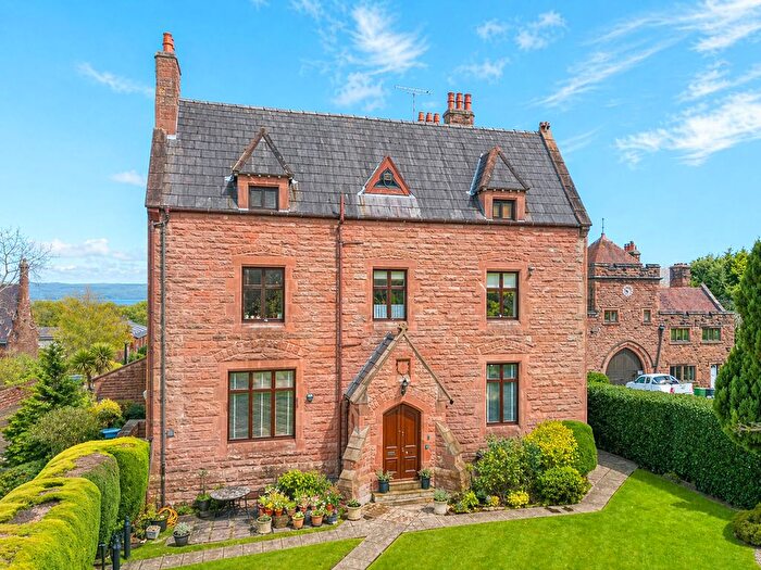 2 Bedroom Flat For Sale In Station Road, Thurstaston, CH61