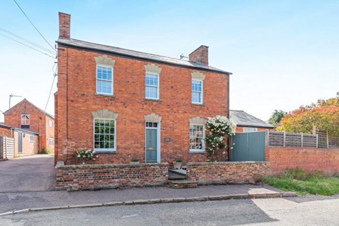 5 Bedroom Detached House For Sale In Clifton, Banbury, Oxfordshire, OX15