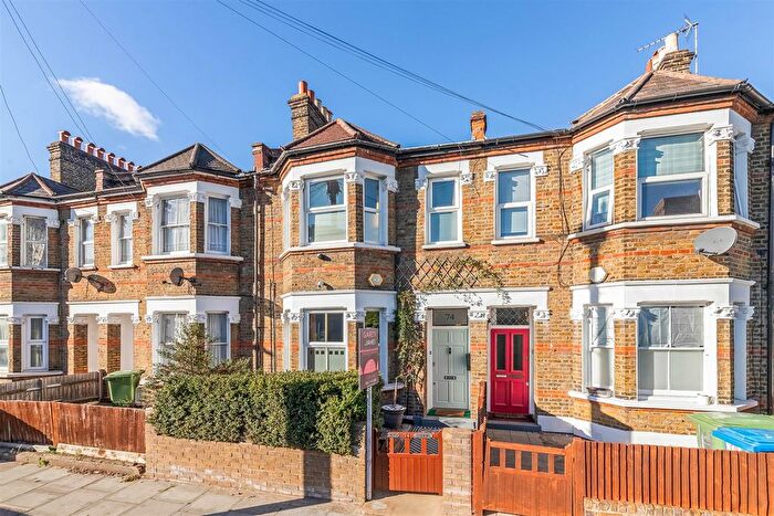 3 Bedroom Property For Sale In Friary Road, Peckham, London, SE15