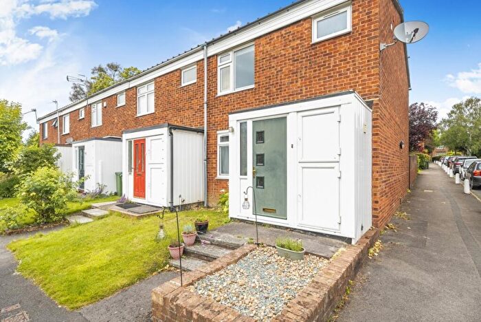 3 Bedroom End Of Terrace House For Sale In Quaggy Walk, Blackheath, London, SE3