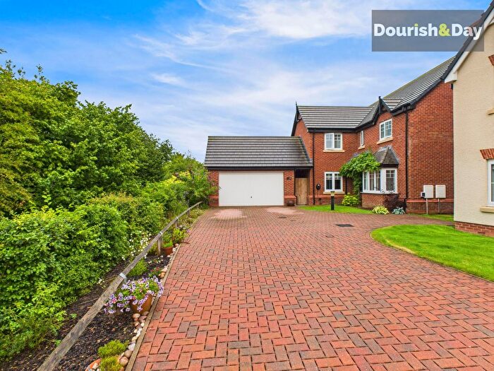 4 Bedroom Detached House For Sale In Badgers Croft, Hinstock, TF9