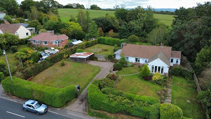 3 Bedroom Bungalow For Sale In Allaston Road, Lydney, GL15