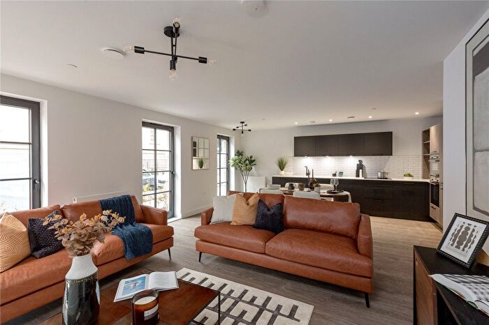 3 Bedroom Flat For Sale In Plot - Henderson Place, Edinburgh, Midlothian, EH3