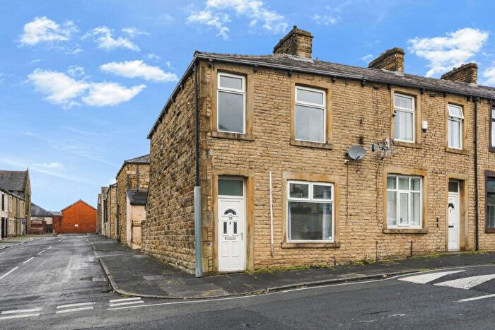 3 Bedroom Terraced House For Sale In Woodbine Road, Burnley, BB12