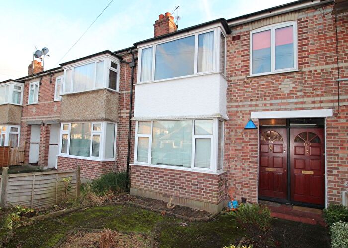 2 Bedroom Maisonette To Rent In Kenilworth Road, Ashford, TW15