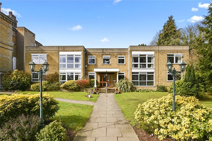 2 Bedroom Flat To Rent In Glen Chess, Loudwater Lane, Loudwater, Rickmansworth, WD3