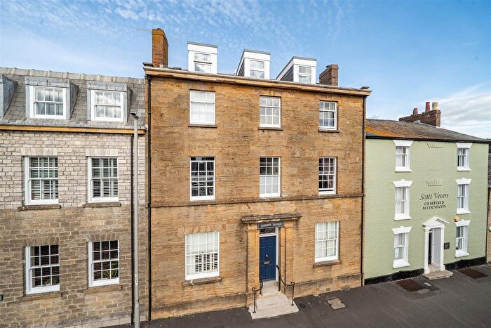 2 Bedroom Flat For Sale In East Street, Bridport, DT6