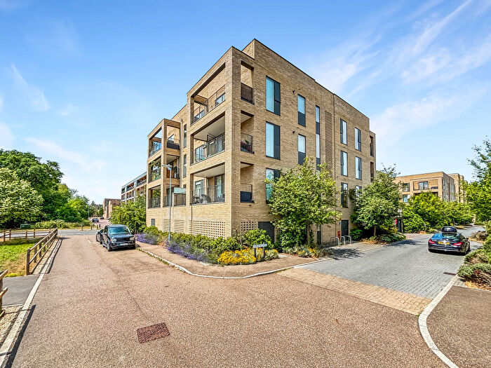 2 Bedroom Apartment For Sale In Forbes Close, Trumpington, CB2