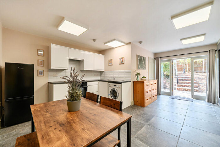 1 Bedroom Apartment To Rent In Gatehampton Farm, Goring, Reading, Oxfordshire, RG8