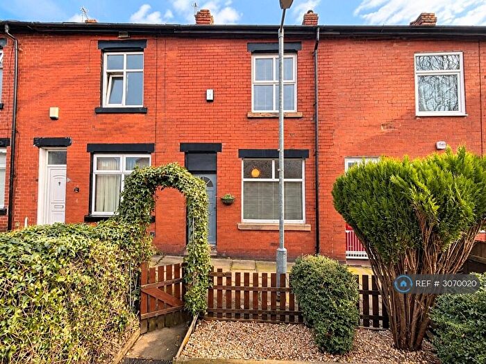 2 Bedroom Terraced House To Rent In Tomlinson St, Bolton, BL6