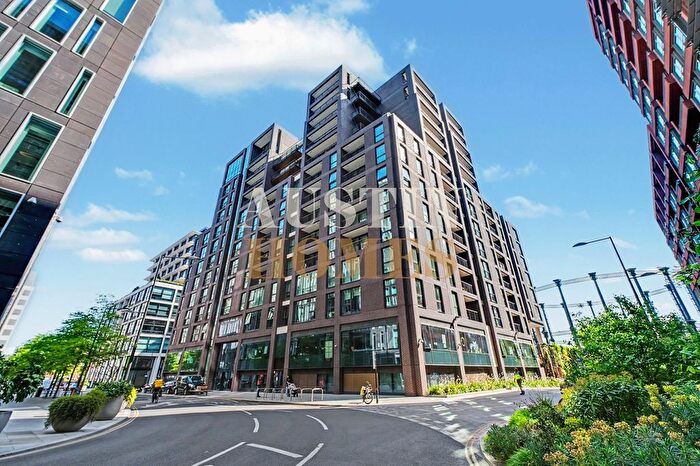 2 Bedroom Flat To Rent In Handyside Street, Plimsoll Building, N1C