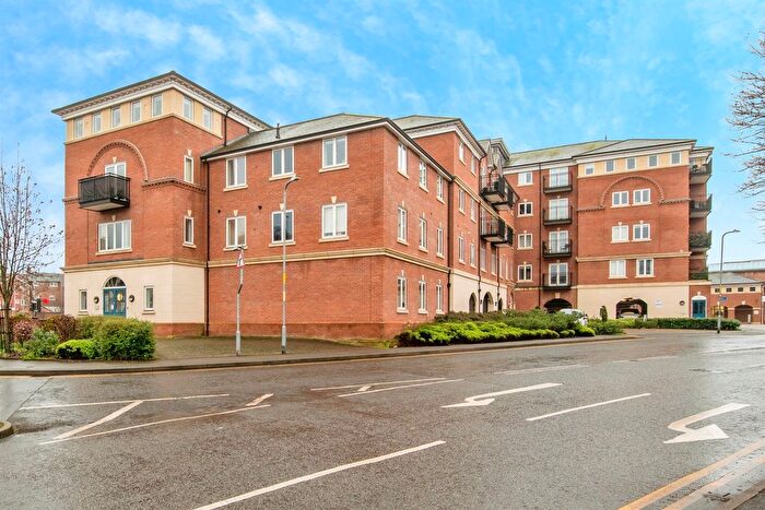 2 Bedroom Flat For Sale In St. Peters Street, Worcester, WR1
