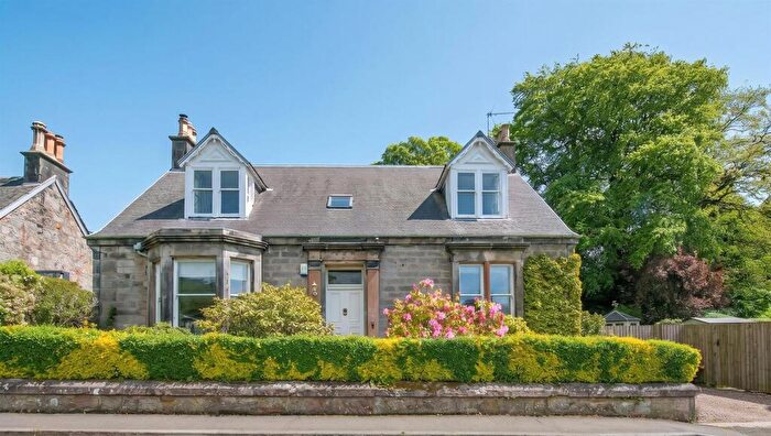 4 Bedroom Detached House For Sale In Kyle House, East Burnside, Dollar, FK14
