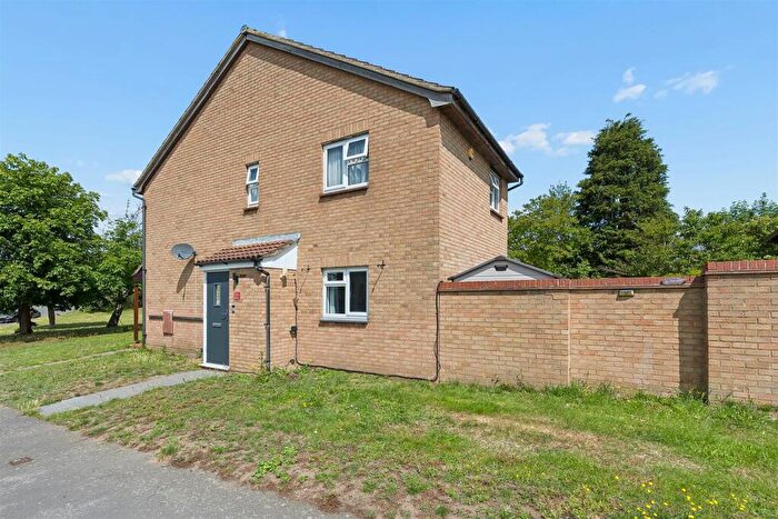 1 Bedroom Maisonette For Sale In Riversdale, Northfleet, DA11