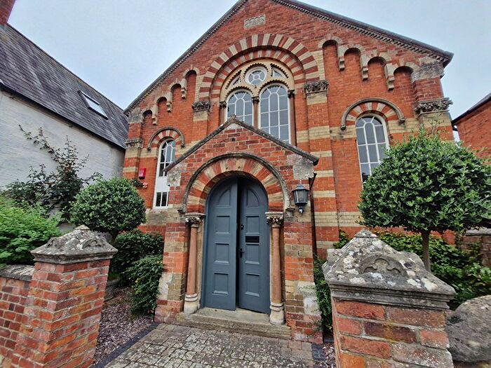 3 Bedroom Property To Rent In Main Street, Market Harborough, LE16