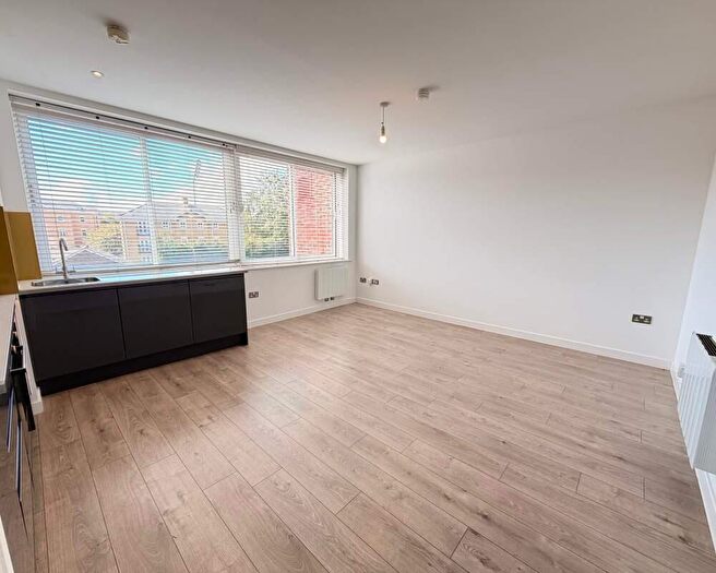 2 Bedroom Apartment To Rent In Gemini House, New London Road, Chelmsford, Essex, CM2