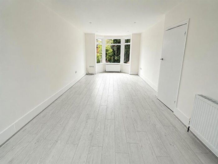 3 Bedroom Terraced House To Rent In Queen Isabels Avenue, Cheylesmore, Coventry, CV3