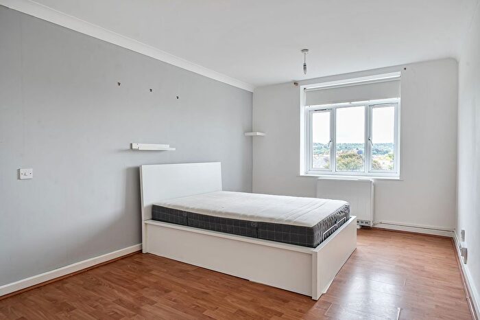 1 Bedroom Flat For Sale In Phoenix House, Bath, BA1