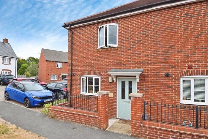 2 Bedroom End Of Terrace House For Sale In Dunford Close, Amesbury, SP4