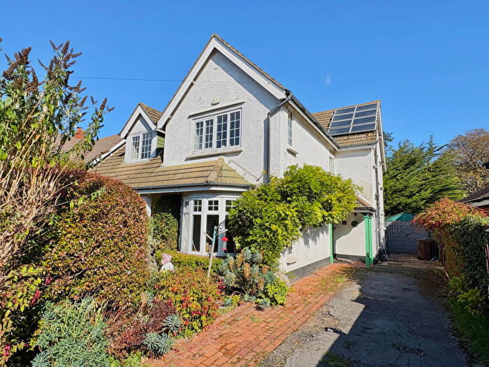 5 Bedroom Detached House For Sale In Beech Grove, Alverstoke, Gosport, PO12