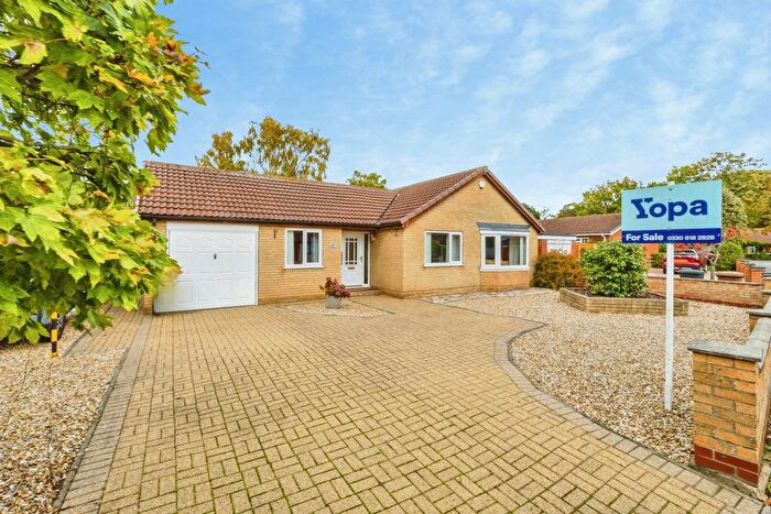 3 Bedroom Detached Bungalow For Sale In Benson Crescent, Lincoln, LN6