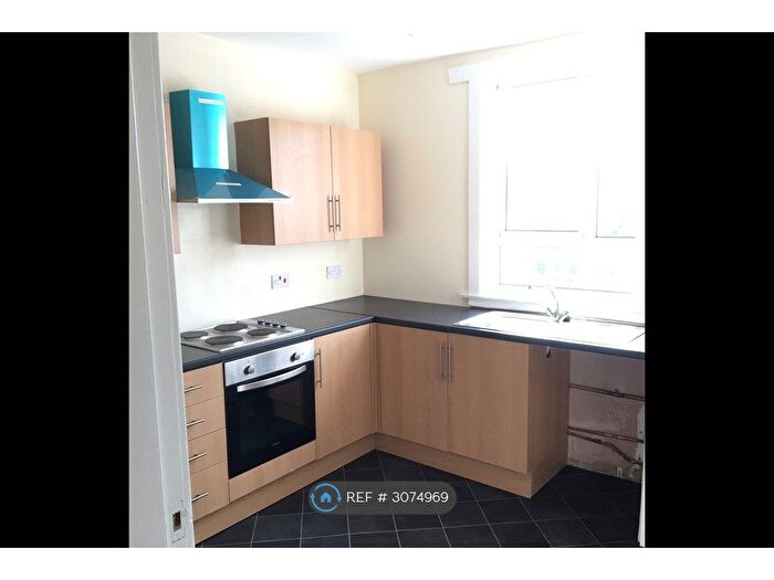 1 Bedroom Flat To Rent In Mcgregor Avenue, Stevenston, KA20