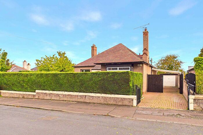 3 Bedroom Detached Bungalow For Sale In Southhouse Road, Edinburgh, EH17