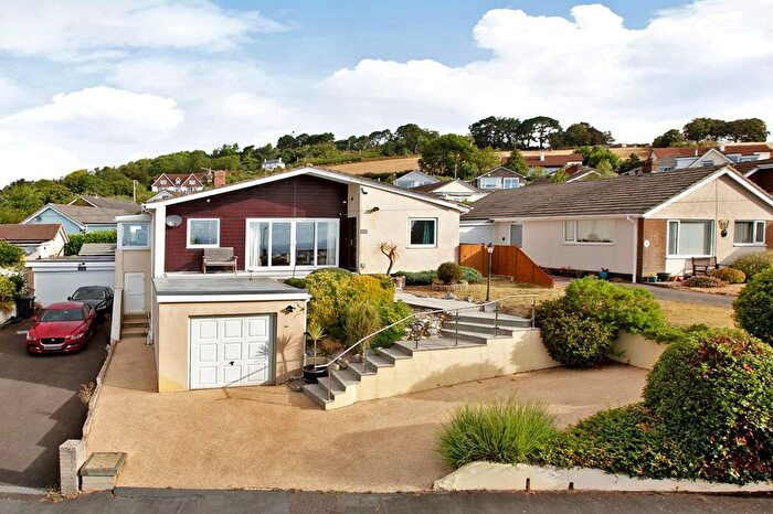 3 Bedroom Detached Bungalow For Sale In Maudlin Drive, Teignmouth, TQ14