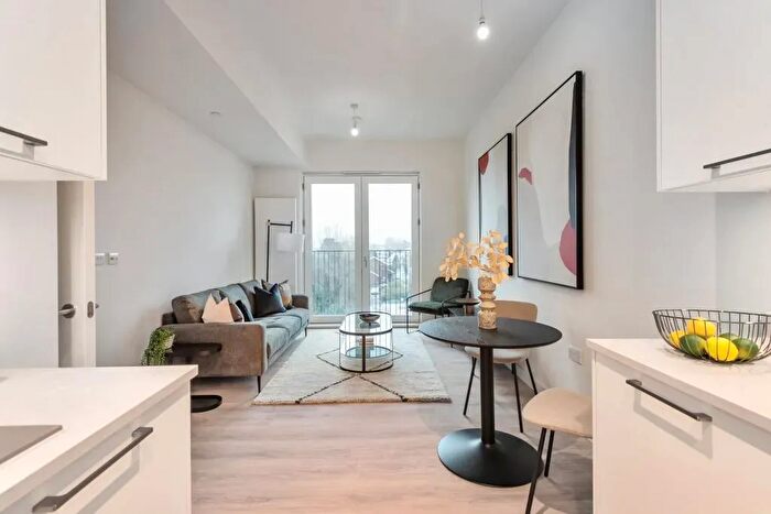 1 Bedroom Flat To Rent In Ryeland House, Sheepcote Road, Harrow, HA1