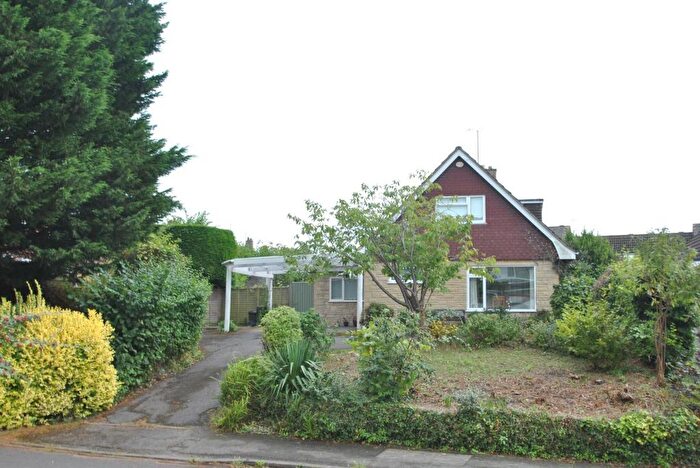 3 Bedroom Detached House For Sale In Priory Lane, Bishops Cleeve, Cheltenham, GL52
