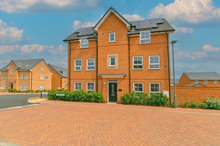 4 Bedroom Semi-Detached House For Sale In Lyme Grove, Brooklands, MK10