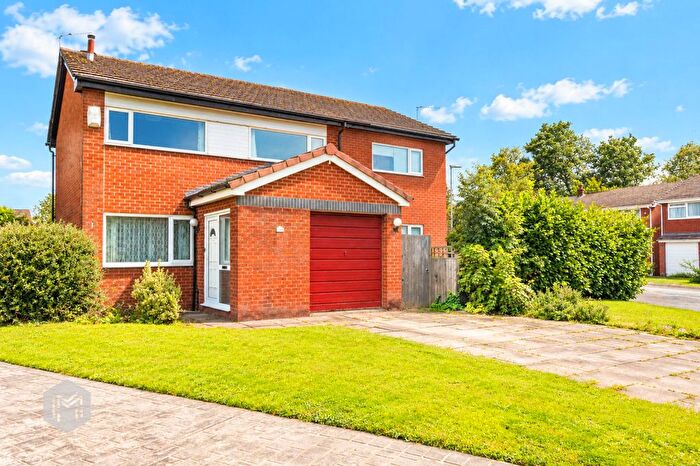 5 Bedroom Detached House For Sale In Anderson Close, Padgate, WA2