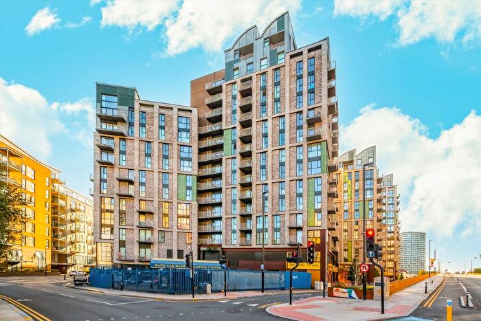 Studio To Rent In Emily Street, Canning Town, E16