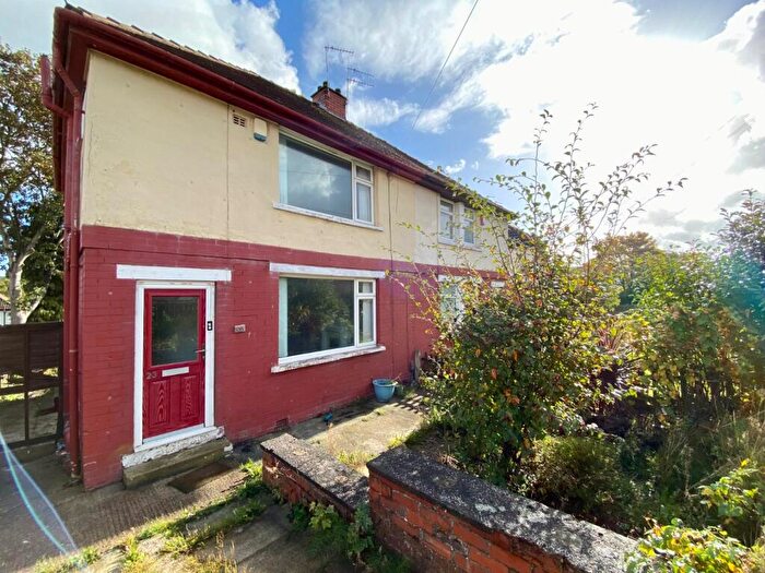 3 Bedroom Semi-Detached House For Sale In Falkland Road, Ravenscliffe, Bradford, BD10