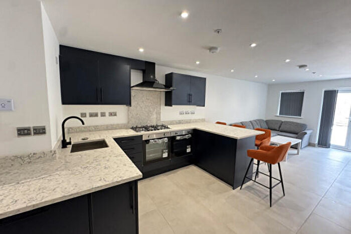7 Bedroom Terraced House To Rent In Richards Street Cardiff, CF24
